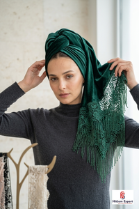 Foulard carré imprimé sur mesure avec pompons, en soie légère, pour femme, foulard de mode, paréo de plage, fabricant OEM - Product Image 5
