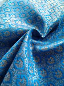 Tela Brocada Azul con Patrón de Follaje, Diseño Jacquard Metálico Tejido - Product Image 1
