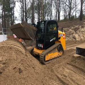 Minicargadora JCB Usada en Buen Estado, con Capacidad de Trabajo en Construcción y Agricultura, Incluye Motor, Rodamientos y Caja de Cambios - Product Image 5