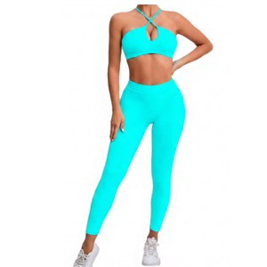 Conjunto de Yoga de 2 Piezas con Logotipo Frontal Personalizado, Transpirable, Leggings de Cintura Alta y Top Cruzado sin Tirantes, Ropa Deportiva para Mujer - Product Image 5