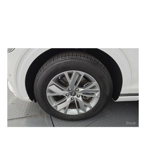 Genesis GV70 2.5T 2024, Gasolina, 2WD, 4,070 km, Emisión Euro V, Volante a la Izquierda, Caja de Cambios Automática, Asientos de Cuero, Cámara Trasera - Product Image 5