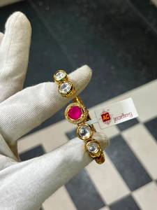 Bracelets de mariée traditionnels indiens Kundan Kada en laiton, imitation diamant et perle, autres plaqués pour femmes - Product Image 3