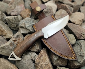 Couteau de survie à lame fixe fiable avec poignée confortable pour le camping, la pêche et la chasse en plein air - Product Image 1