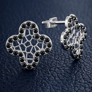 ต่างหูเพชรทรงเหลี่ยมเจียระไนแบบมินิมอลทันสมัยจาก RIZTA JEWELS สำหรับผู้หญิง ทอง 14K ประดับเพชรหลากสี ขายส่ง เหมาะสำหรับงานปาร์ตี้และเป็นของขวัญ - Product Image 3
