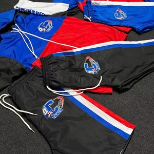 ชุดวอร์มผู้ชายพรีเมียมคุณภาพสูง โลโก้สั่งทำพิเศษ เสื้อฮู้ดและกางเกงผ้าไนลอนน้ำหนักเบาสำหรับเล่นกีฬาฤดูหนาว ชุดกันลม - Product Image 2