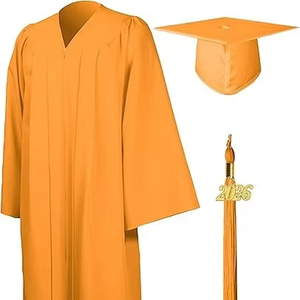 Ensemble de toge, toque et pompon de graduation mat pour la cérémonie de remise des diplômes 2026, pour le lycée et le baccalauréat - Product Image 1
