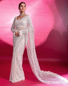 Sari en soie Rangoli traditionnel KV pour femme, richement brodé, avec chemisier non cousu, idéal pour les fêtes, les mariages et le Diwali - Product Image 5