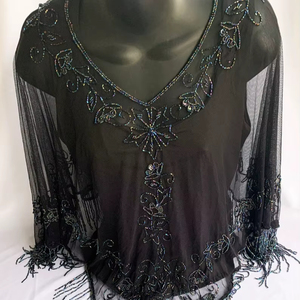 Top de cadena para el cuerpo con cuello halter, estilo bustier, con lazo de perlas vintage, flecos y borlas - Product Image 1