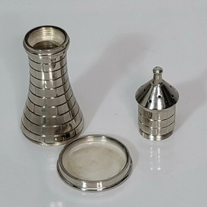 Designer Silver Spices <b>Shaker</b> Perfect For Multi Purpose Use To Store Chilli Flakes Oregano Herbs And Other Seasoning From India - Product Image 4
