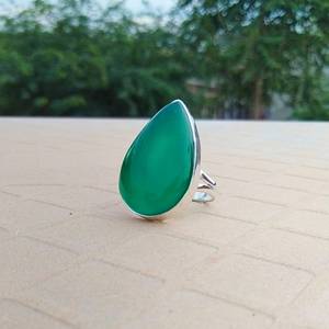 แหวนหยกเขียวเงินแท้ 925 ทำมือ รูปทรงลูกแพร์ เครื่องประดับอัญมณี ของขวัญสำหรับผู้หญิง แหวนแฟชั่นสวยหรู - Product Image 3