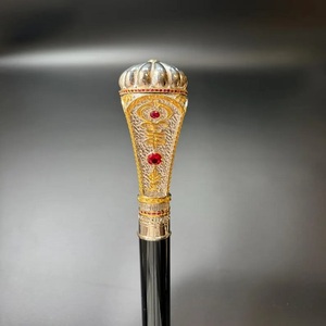 Crosier clásico de latón con acabado dorado, bastón pastoral elegante para obispo, bastón litúrgico, artículos litúrgicos de alta calidad. - Product Image 2