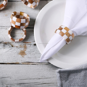 Nouveaux anneaux de serviette en bois Vente en gros directe d'usine Porte-mouchoirs de table Décoration de fête en papier pour les mariages - Product Image 3