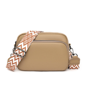 Sac bandoulière messager en cuir PU de qualité supérieure, durable, léger, personnalisable, luxueux et tendance, couleur personnalisable - Product Image 1