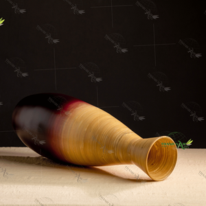 Vase en bambou fait main vietnamien - Design minimaliste moderne Décoration de maison écologique et cadeau attentionné en provenance du Vietnam - Product Image 1