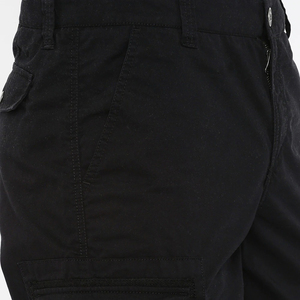 Shorts cargo noirs pour hommes, couleur unie, en toile, taille mi-haute, fermeture boutonnée, décontractés, style Bermuda, avec poches, en coton tissé respirant - Product Image 6