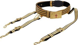 Cinturón de Cuero con Diseño de Cruz y Hebilla Dorada, con Tres Correas Ajustables para Uso Decorativo - Product Image 2