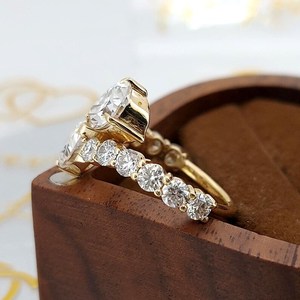 Vintage Style Pear Cut Diamond <b>Ring</b> in Solid Gold with Unique <b>Statement</b> Design Elegant Luxury Engagement <b>Ring</b> Fine Jewelry Gift - Product Image 2