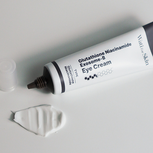 Crème pour les yeux Wati For Skin Glutathione Niacinamide Exosome-B 30ml |   Traitement intensif éclaircissant des cernes et anti-âge pour les yeux - Product Image 2