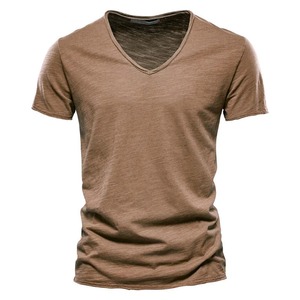 Camiseta de hombre 100% algodón, cuello en V, diseño moderno, corte ajustado, camisetas sólidas para hombre, camisetas de manga corta para hombre - Product Image 3