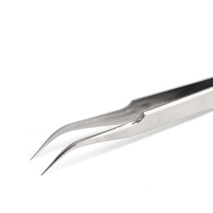 Pince à épiler en acier inoxydable avec logo et taille personnalisés, plusieurs couleurs, pointe fine pour le soin des cils, instruments de beauté par Tegra - Product Image 4