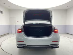 Voiture d'occasion exportée de Chine, Mercedes-Benz C260L 1.5T essence 2023, berline à faible consommation de carburant, véhicule d'occasion - Product Image 4