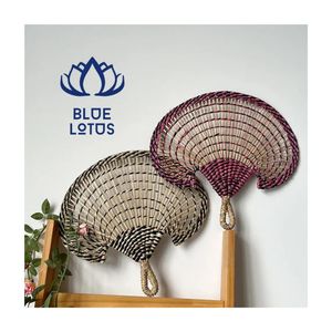 ENTREGA INMEDIATA Abanico de Mano de Seagrass 2026, Material Superior, Hecho a Mano, para Refrescarse y Decoración de Fiestas en la Playa, Regalo - Product Image 1