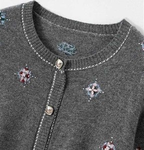 Cardigan respirant à col en V pour homme avec boutons perlés, motif losanges tricoté, pull de luxe pour soirée, tricot de luxe pour l'Europe - Product Image 2