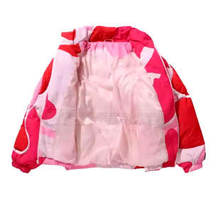 Vestes matelassées slim respirantes et imperméables pour femmes, fabriquées sur mesure en usine OEM, avec col montant et motif cœur, idéales pour l'hiver – Qualité supérieure - Product Image 3