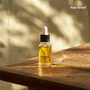 Huile Essentielle de Petitgrain 100% Pure et Huile d'Arbre à Thé Certifiées GMP, Fourniture en Gros à Faible Coût pour l'Industrie Cosmétique, Nourrissante et Éclaircissante (ODM/OEM) - Product Image 2