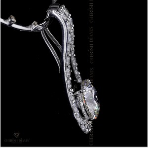 Collier pendentif goutte en diamant de laboratoire taille brillante au design tendance, poids total 18,75 carats, idéal pour mariage et anniversaire - Product Image 4