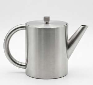 กาน้ำชาสแตนเลสพร้อมฝาปิด กาต้มกาแฟโลหะทันสมัย กาน้ำชาทนทาน - Product Image 1