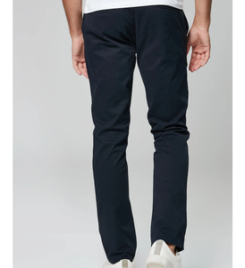 กางเกงชิโน่ทรงสลิมฟิตสีน้ำเงินกรมท่า ผลิตจากผ้าฝ้ายออร์แกนิคเป็นมิตรต่อสิ่งแวดล้อม ยืดหยุ่น ระบายอากาศได้ดี ไม่ยับง่าย ขายส่งจำนวนมาก สำหรับผู้ชาย ใส่ได้ในช่วงฤดูร้อน - Product Image 3