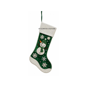 Chaussette de Noël rouge avec motif floral, décorations festives personnalisées en perles, fournisseur de chaussettes de Noël faites à la main - Product Image 6