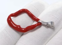 Pendentif en argent sterling 925, branche de corail rouge italien, pendentif bâton de corail de la mer Méditerranée, corail rouge naturel, taille 32 × 23 mm
