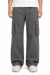 Pantalones Cargo Gris Carbón para Hombre, de Pierna Ancha, Estilo Minimalista, Corte Relajado, Diseño Limpio, con Múltiples Bolsillos - Product Image 5