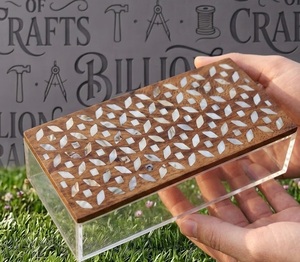 Boîte de rangement en acrylique transparente OEM en gros avec compartiments divisés pour chocolats et noix - Product Image 1