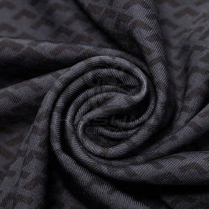 Haut de sport compressif pour homme à manches longues, idéal pour le MMA, les sports actifs et l'entraînement en salle de sport - Product Image 6