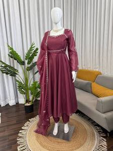 Traje Anarkali Borgoña Bordado, Ropa India y Pakistaní, Vestido de Manga Larga y Dupatta, Corte Holgado, Largo hasta el Tobillo, Tradicional - Product Image 5