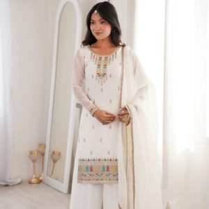 Conjunto Sharara Blanco Estilo Bollywood con Bordado y Tela de Lujo para Fiestas de Mujeres Indias y Pakistaníes - Product Image 1