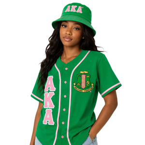 Camiseta Deportiva de Béisbol para Mujer AKA, Verde y Blanca, con Botones al Frente, Manga Corta, Estilo Griego, Color Verde y Blanco - Product Image 3