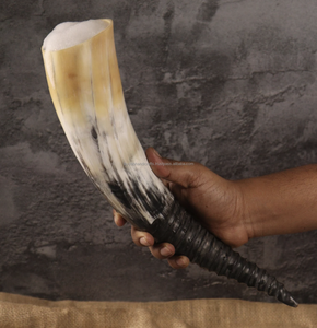 แก้วมักทรงเขาสัตว์ไวกิ้งควายธรรมชาติรับโลโก้และขนาดที่มีคุณภาพสูง - Product Image 3