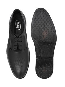 Chaussures habillées noires texturées pour hommes, motif signature, chaussures de bureau et d'affaires, style classique, confortables pour le quotidien - Product Image 4