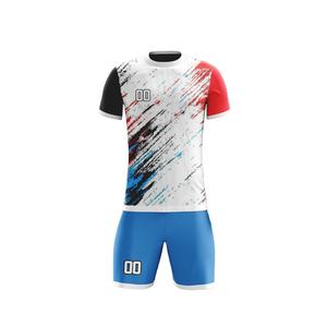 Uniformes de fútbol personalizados con sublimación, camisetas y pantalones cortos para equipos de fútbol, equipaciones personalizadas. - Product Image 3