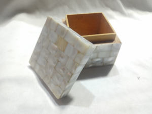 Boîte décorative artisanale indienne de qualité supérieure avec incrustation de nacre pour la décoration de la maison, nouveau design d'incrustation - Product Image 4