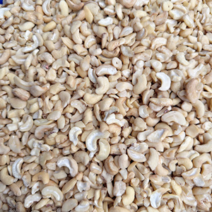 Hot Sale Ww180, Ww240 Cashew <b>Nuts</b> Packaging Box Vietnam Cashew <b>Nuts</b> Wholesale Reasonable Price - Product Image 1