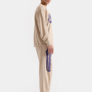 Sweat-shirt surdimensionné en tricot multicolore avec détails découpés au laser et logo discret en relief - Product Image 3