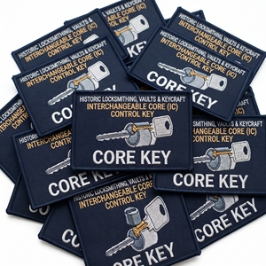 Parches bordados redondos personalizados al por mayor para cerrajeros, insignias Keycraft a granel del fabricante - Product Image 5
