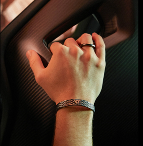 กำไลข้อมือทองแดงแท้ลายฉลุสีเข้มสไตล์วินเทจ ดีไซน์ประณีต สวยงามทันสมัย - Product Image 2