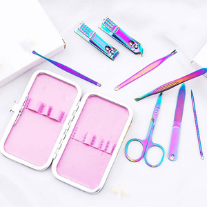 Ensemble de manucure et pédicure professionnel personnalisé 5 pièces en acier inoxydable, pousse-cuticules, ciseaux, coupe-ongles 4-en-1, beauté - Product Image 3