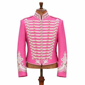 Veste Hussar Unisexe pour Adultes en Coton Jaune Respirant à Manches Courtes avec Broderie Blanche et Boutons Dorés, Style Formel Croisé - Product Image 6